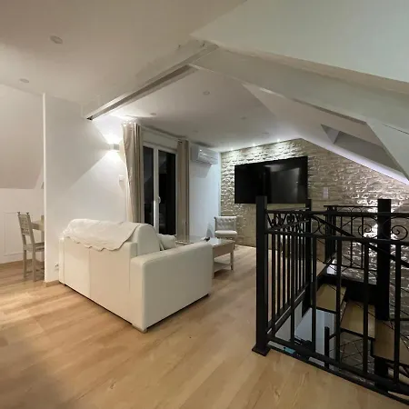 Duplex Vieux Marche Quartier Historique Wifi/parking Lejlighed *